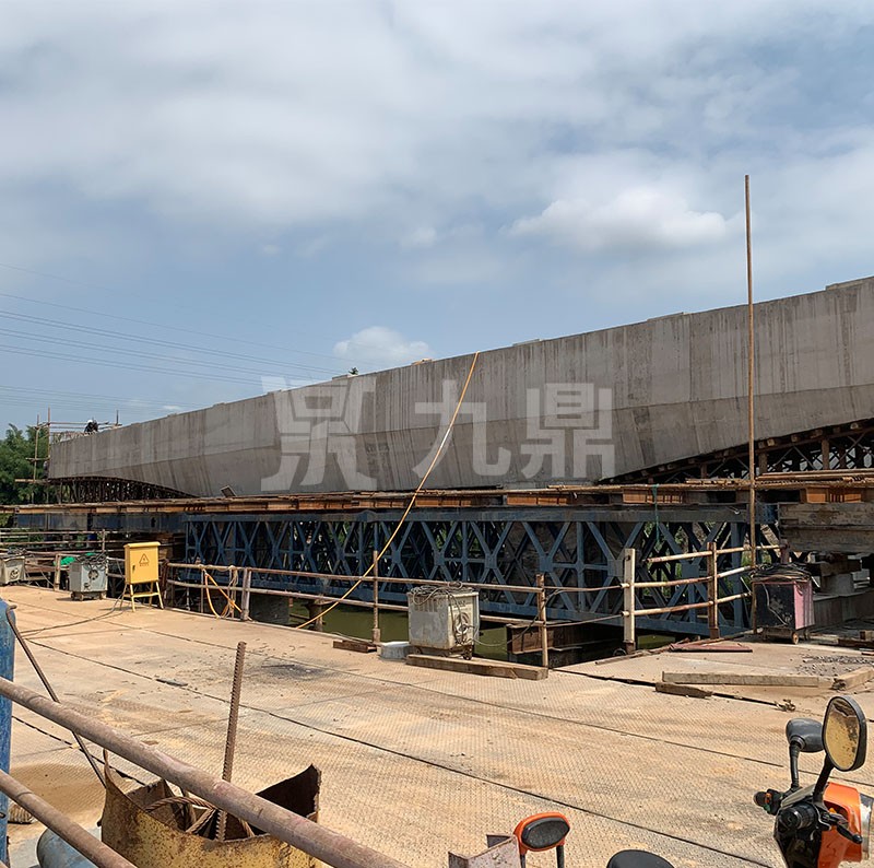 現(xian)澆樑(liang)鋼支撐