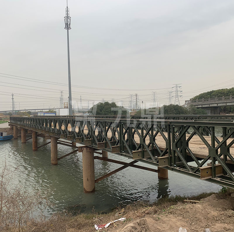貝雷(lei)橋(qiao)連(lian)接(jie)的特(te)點(dian)